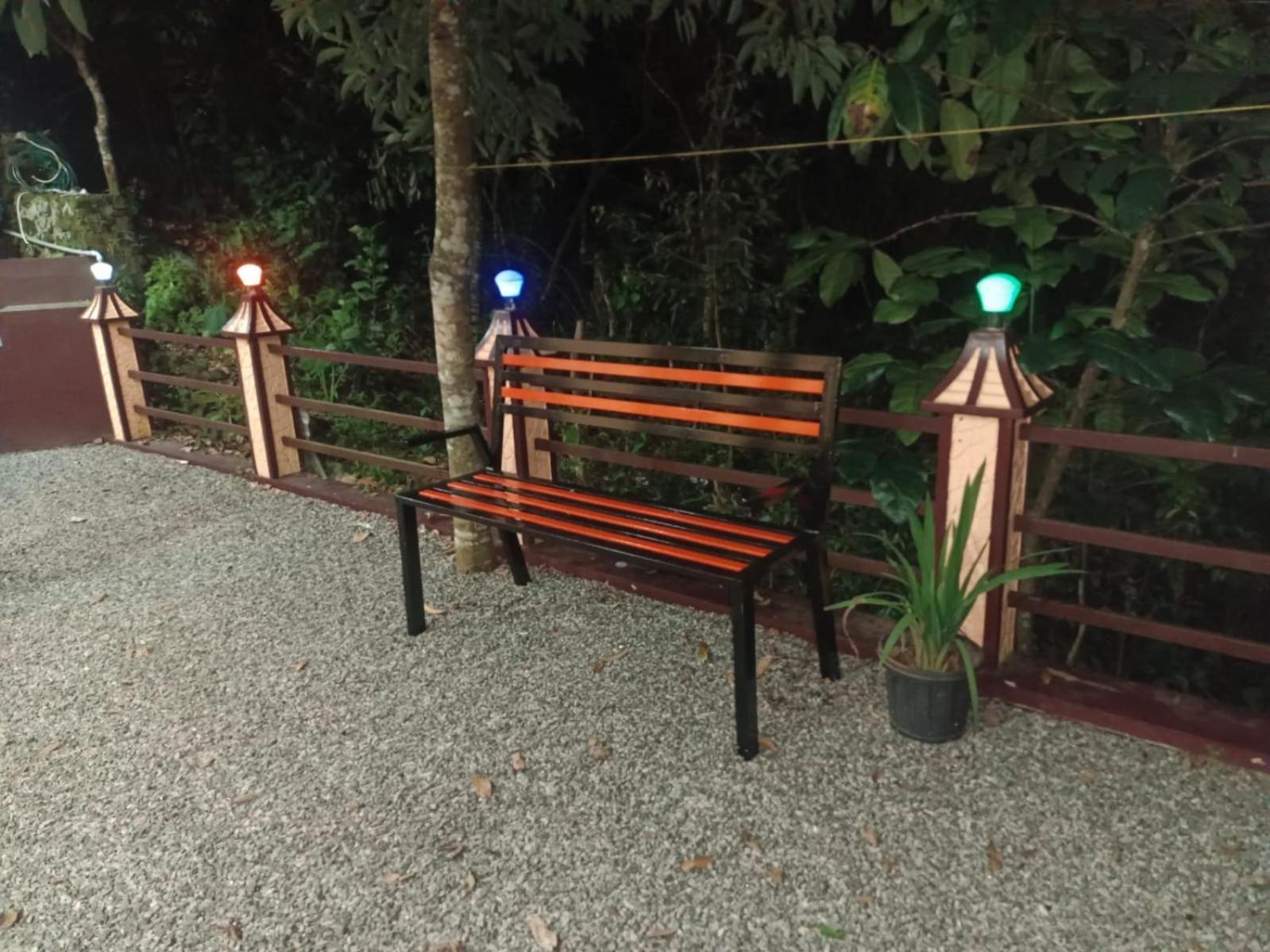 Spathodea Vagamon Buitenkant foto